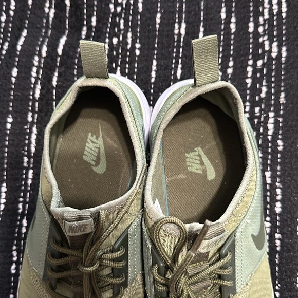 Nike sock sneakers, olive green size 10 - Picture 6 of 8